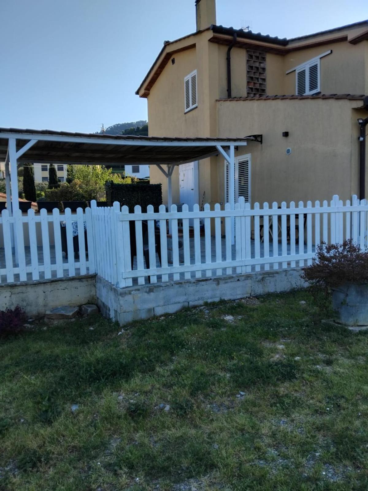 Casavacanze Baggioro Colle di Compito Exteriör bild